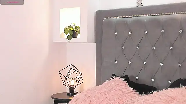 SophieRossi online show from 12-03-25, 10:09