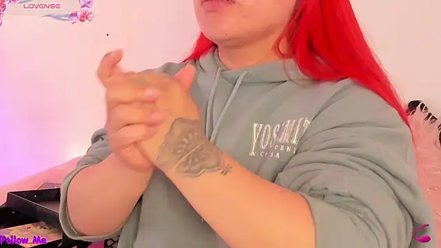 SophieRossi online show from 11-22-25, 04:00