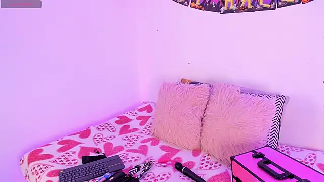 SophieRossi online show from 10-08-25, 01:12