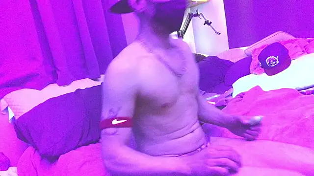 Snapshot of Cloudd_Kingg_Iceyyy chatting on 05-13-26, 12:56 Cloudd Kingg Iceyyy online show from 05-13-26, 12:56