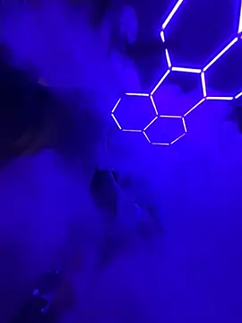 Cloudd Kingg Iceyyy online show from 03-09-26, 01:36