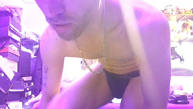 Snapshot of Cloudd_Kingg_Iceyyy chatting on 05-27-26, 12:56 Cloudd Kingg Iceyyy online show from 05-27-26, 12:56
