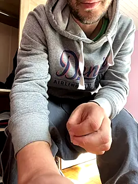 Taxidriver1988 online show from 09-29-25, 12:55