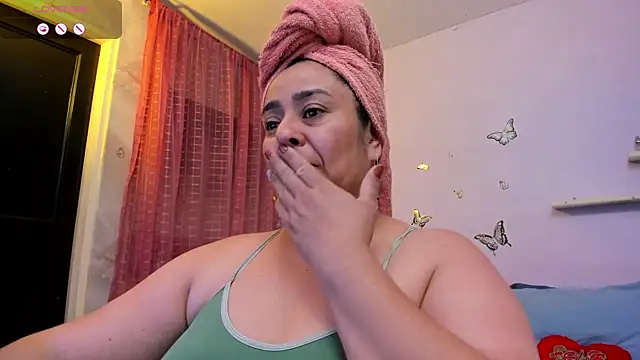 Snapshot of agathaxxx-69 chatting on 02-26-26, 07:25 agathaxxx-69 online show from 02-26-26, 07:25