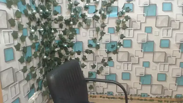 JosieJun  online show from 02-06-25, 08:45