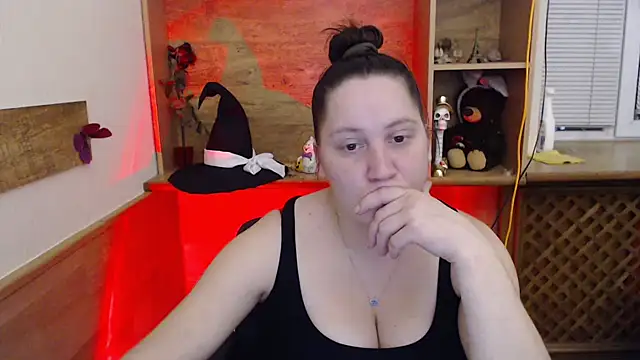 JosieJun  online show from 10-30-25, 07:55