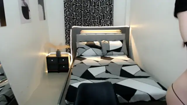 AmazingLuchie online show from 12-03-25, 06:14