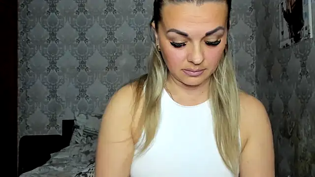 NicoletMoore online show from 03-30-26, 07:04