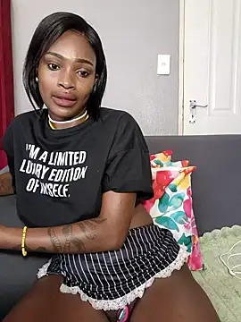 HoneyDropsX online show from 10-25-25, 08:24