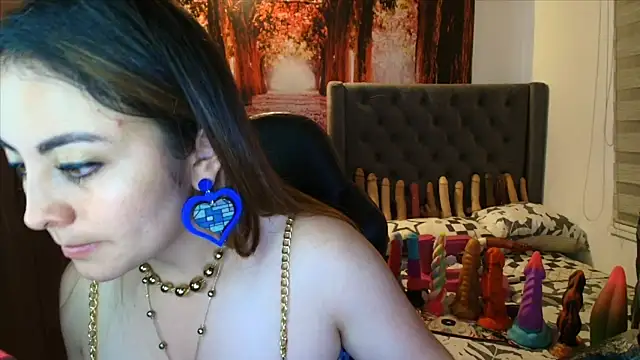 Snapshot of sofia23dirty chatting on 04-30-26, 10:25 sofia23dirty online show from 04-30-26, 10:25