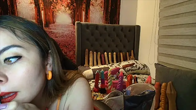 Snapshot of sofia23dirty chatting on 02-27-26, 11:26 sofia23dirty online show from 02-27-26, 11:26