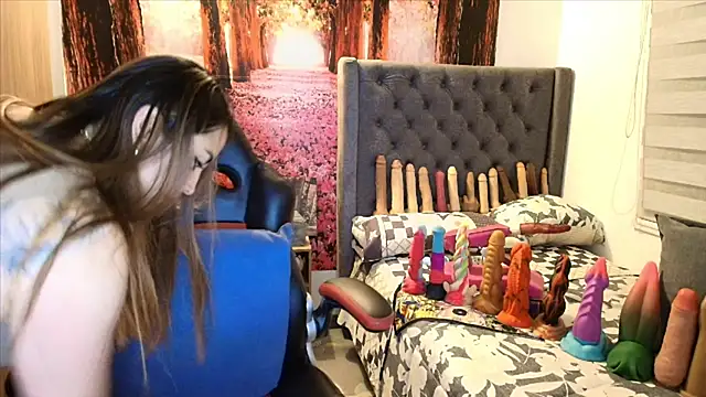 Snapshot of sofia23dirty chatting on 04-20-26, 11:17 sofia23dirty online show from 04-20-26, 11:17