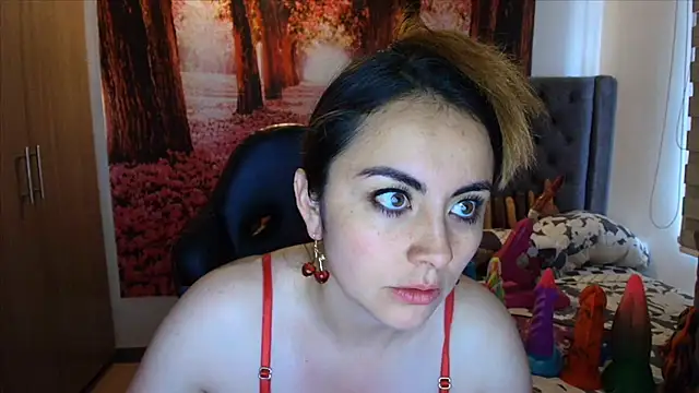 Snapshot of sofia23dirty chatting on 11-18-25, 02:09 sofia23dirty online show from 11-18-25, 02:09