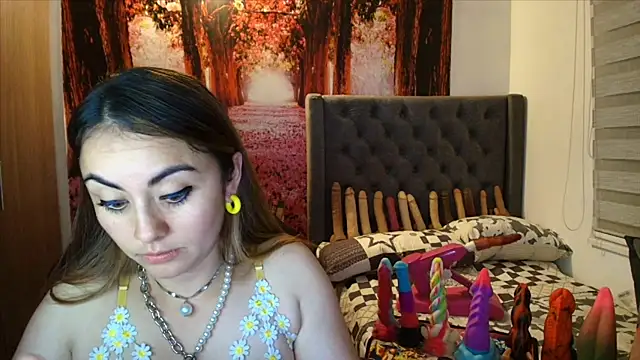 Snapshot of sofia23dirty chatting on 02-02-26, 10:53 sofia23dirty online show from 02-02-26, 10:53