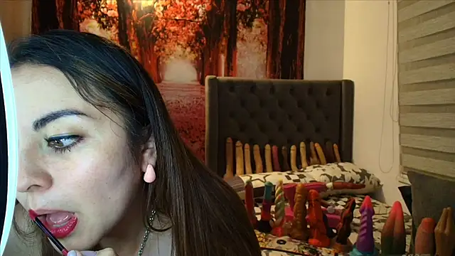 Snapshot of sofia23dirty chatting on 04-27-26, 11:03 sofia23dirty online show from 04-27-26, 11:03
