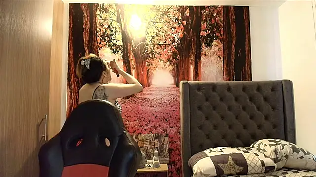 Snapshot of sofia23dirty chatting on 11-25-25, 09:59 sofia23dirty online show from 11-25-25, 09:59