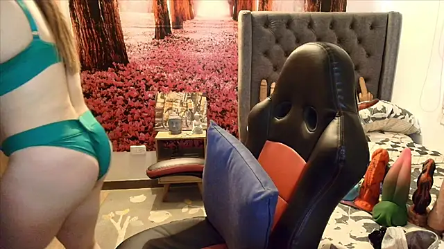 Snapshot of sofia23dirty chatting on 12-22-25, 09:26 sofia23dirty online show from 12-22-25, 09:26