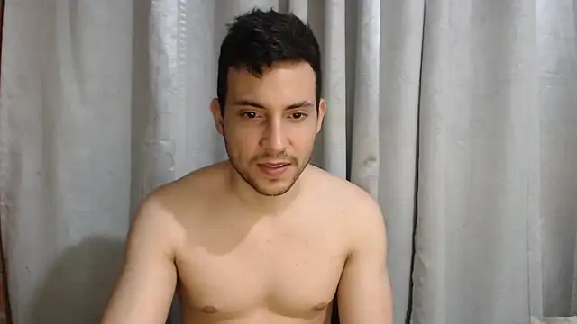 Armando 2002 online show from 03-15-25, 03:40