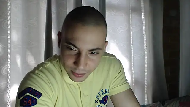 Armando 2002 online show from 11-13-25, 06:23