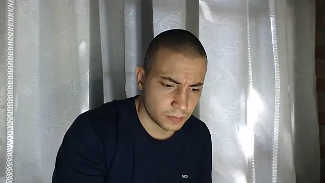 Armando 2002 online show from 11-17-25, 05:50