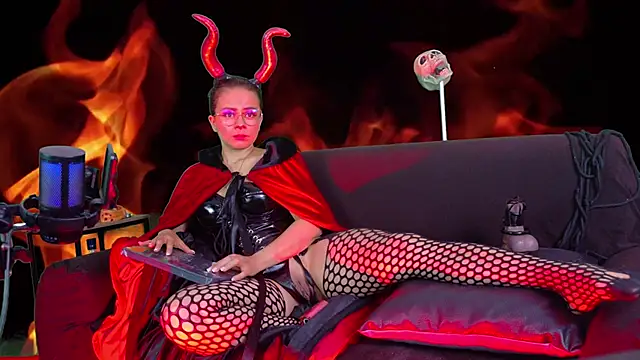 MistressSlut1 online show from 03-07-26, 11:27