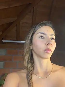 Snapshot of RouseColins chatting on 02-25-25, 11:04 RouseColins online show from 02-25-25, 11:04