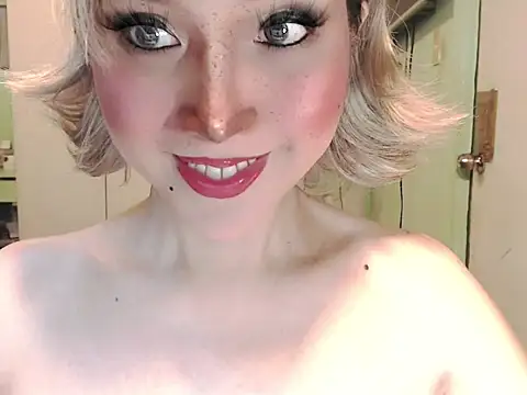 Snapshot of Ezradeliciosa chatting on 05-02-26, 01:22 Ezradeliciosa online show from 05-02-26, 01:22
