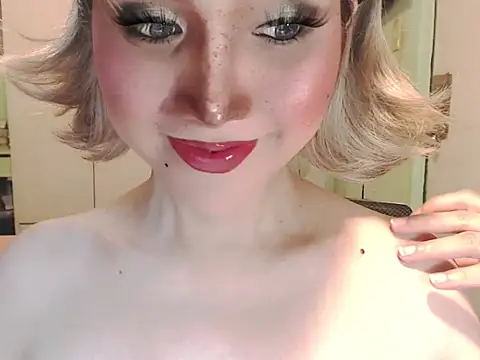 Snapshot of Ezradeliciosa chatting on 04-23-26, 01:56 Ezradeliciosa online show from 04-23-26, 01:56