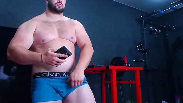 Snapshot of muscularjohnforuX chatting on 06-03-26, 04:33 muscularjohnforuX online show from 06-03-26, 04:33