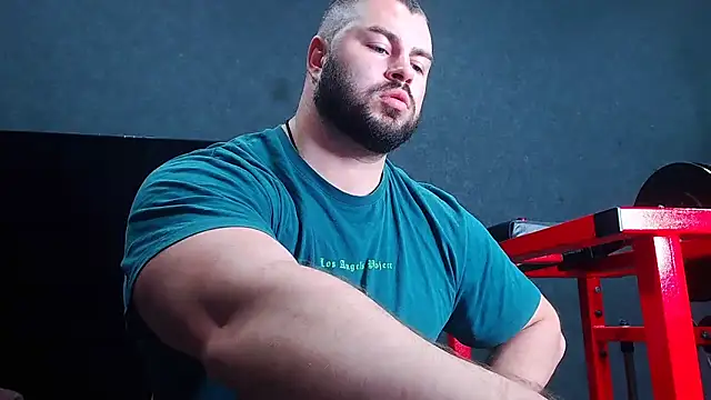 Snapshot of muscularjohnforuX chatting on 05-05-26, 08:50 muscularjohnforuX online show from 05-05-26, 08:50