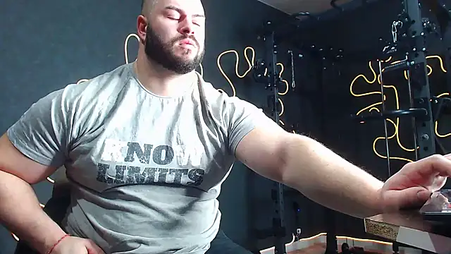 muscularjohnforuX online show from 02-11-26, 08:58