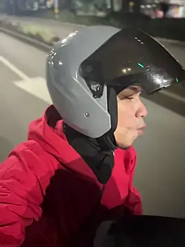 Snapshot of BestMasterForYou chatting on 10-11-25, 09:54 BestMasterForYou online show from 10-11-25, 09:54