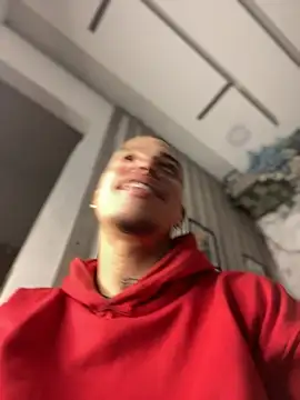 Snapshot of BestMasterForYou chatting on 10-12-25, 01:40 BestMasterForYou online show from 10-12-25, 01:40