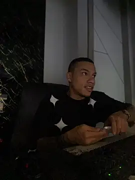 Snapshot of BestMasterForYou chatting on 10-02-25, 02:26 BestMasterForYou online show from 10-02-25, 02:26