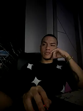 Snapshot of BestMasterForYou chatting on 10-26-25, 09:10 BestMasterForYou online show from 10-26-25, 09:10