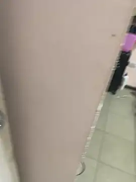 Snapshot of Morahot chatting on 12-24-24, 04:40 Morahot online show from 12-24-24, 04:40