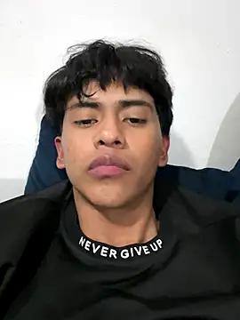 Snapshot of Morahot chatting on 11-12-25, 11:03 Morahot online show from 11-12-25, 11:03