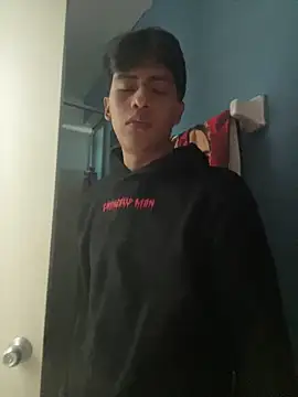 Snapshot of Morahot chatting on 02-24-25, 11:10 Morahot online show from 02-24-25, 11:10