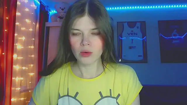 Snapshot of Klementa chatting on 04-02-26, 07:20 Klementa online show from 04-02-26, 07:20