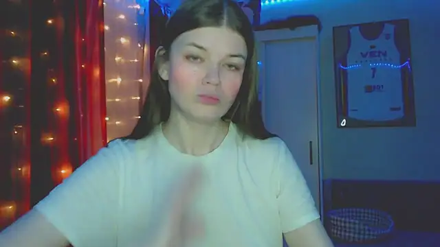 Snapshot of Klementa chatting on 03-05-26, 06:59 Klementa online show from 03-05-26, 06:59