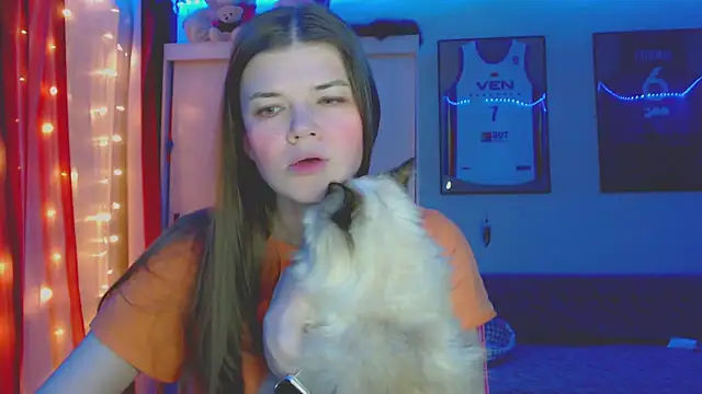 Snapshot of Klementa chatting on 03-16-26, 08:00 Klementa online show from 03-16-26, 08:00