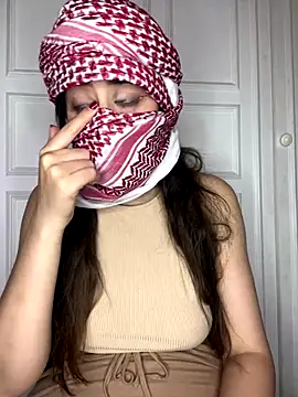 Snapshot of arabiaAna chatting on 09-20-25, 01:54 arabiaAna online show from 09-20-25, 01:54