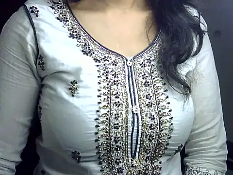 SiaraSiyA online show from 07-30-26, 05:12
