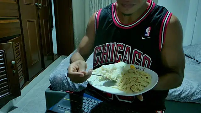 Snapshot of Jhon_wich chatting on 05-15-26, 07:34 Jhon wich online show from 05-15-26, 07:34