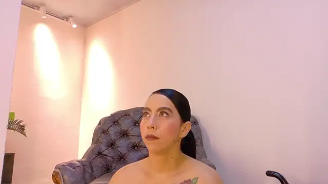 niky smit online show from 10-26-25, 10:59