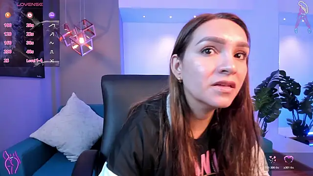 miataylorr1 online show from 11-26-25, 12:27