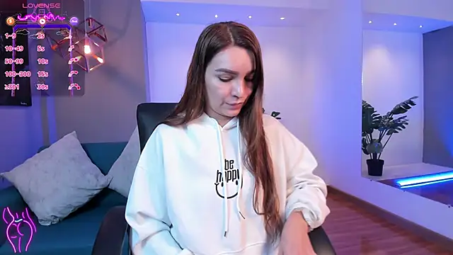 miataylorr1 online show from 11-06-25, 12:09