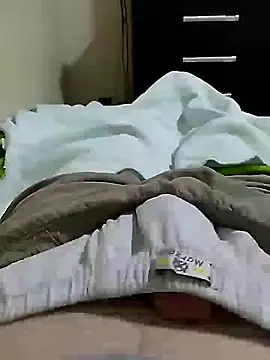 Snapshot of shiiank chatting on 05-09-26, 02:48 shiiank online show from 05-09-26, 02:48