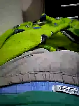 Snapshot of shiiank chatting on 05-12-26, 01:02 shiiank online show from 05-12-26, 01:02