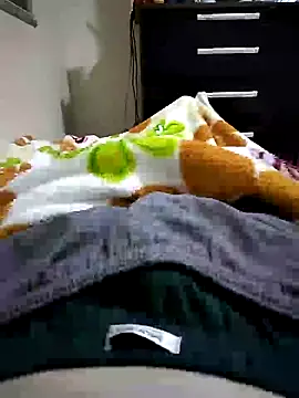 Snapshot of shiiank chatting on 05-20-26, 02:08 shiiank online show from 05-20-26, 02:08